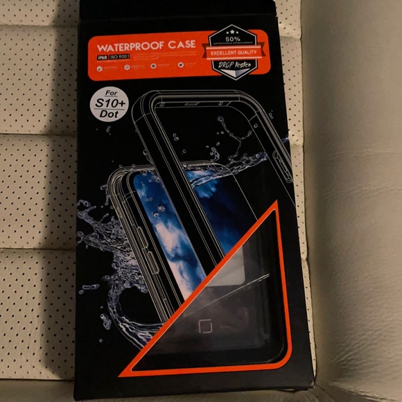 Accessories - Samsung Galaxy S10 plus waterproof phone case NWT